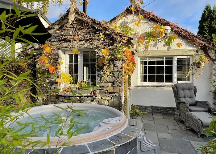 Country house Marys Cottage, Grasmere, Dog Friendly, Hot Tub Grasmere