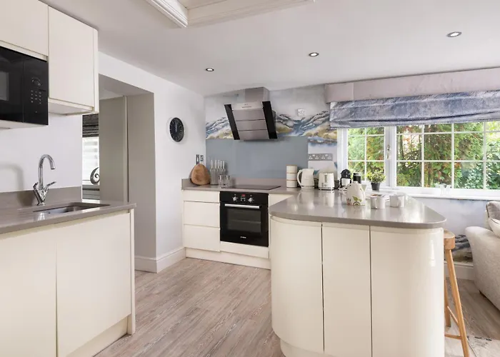 Marys Cottage, Grasmere, Dog Friendly, Hot Tub