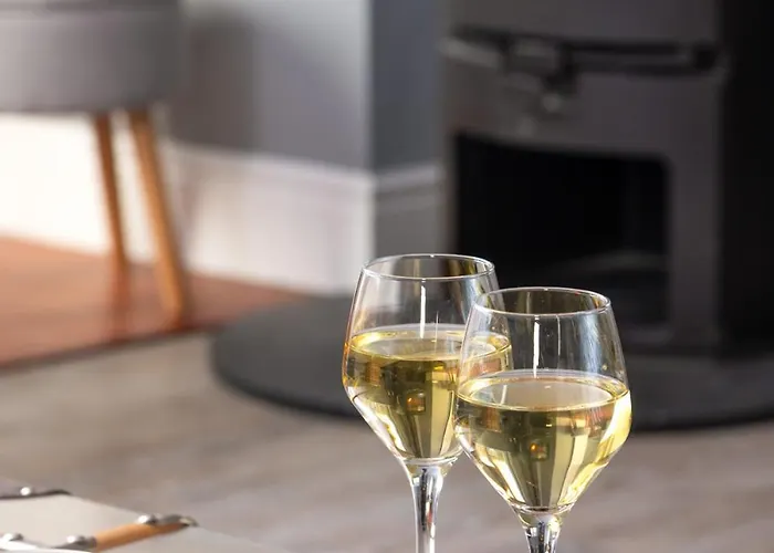 Marys Cottage, Grasmere, Dog Friendly, Hot Tub