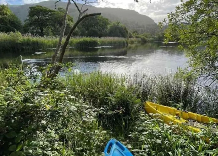 Country house Marys Cottage, Grasmere, Dog Friendly, Hot Tub *