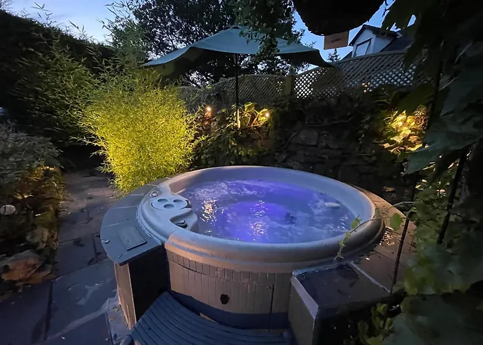 Marys Cottage, Grasmere, Dog Friendly, Hot Tub * Grasmere